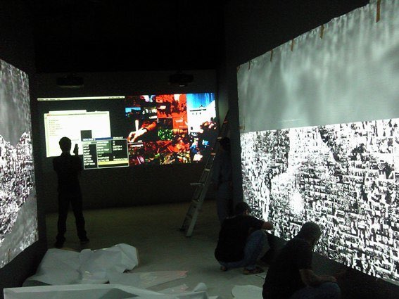 Ammar Bouras. TAG'OUT - Mise en espace. 10 Biennale Sharjah